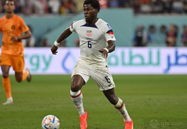 斯赢1球差 斯赢1球差